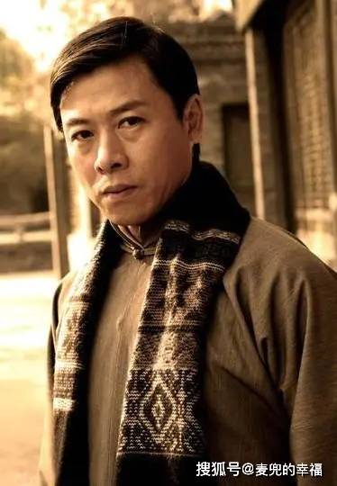 李成儒探寻小巷独特风味，发现一家隐藏版特色小店的故事