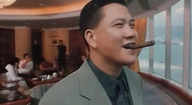 钟镇涛的演艺巨星之路，辉煌历程回顾（要点版）