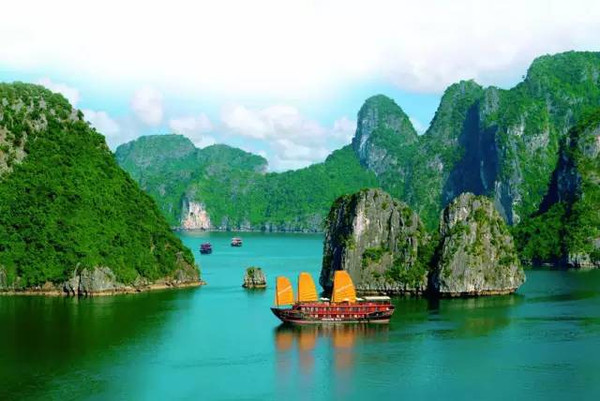 郎诗里程最新动态，自然美景探索之旅启程，寻找内心平和的旅程